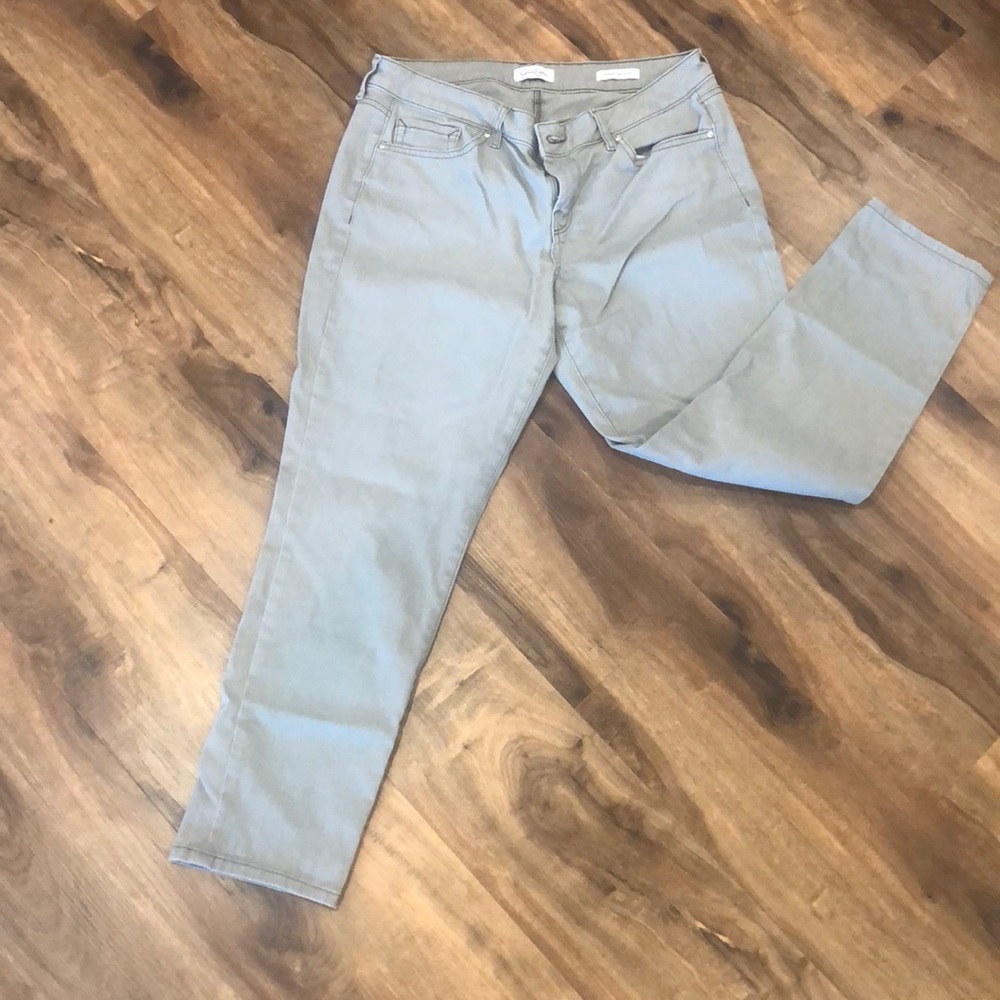 Jessica Simpson Rolled Crop Skinny